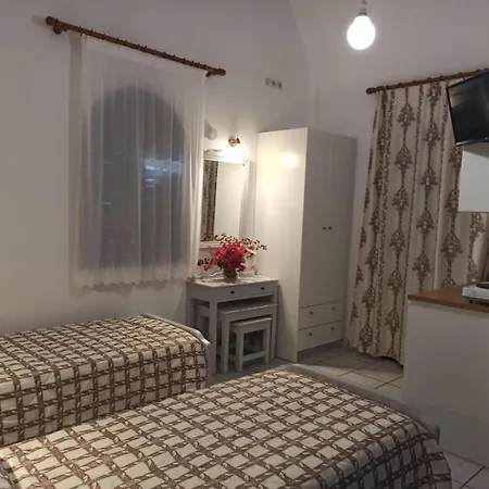 Aparthotel Ancient Thera 2*